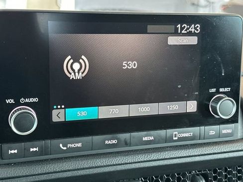 Used 2025 Honda CR-V EX image 21