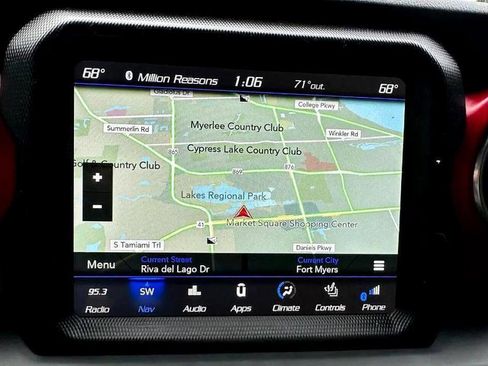 Used 2018 Jeep Wrangler Unlimited Rubicon image 23