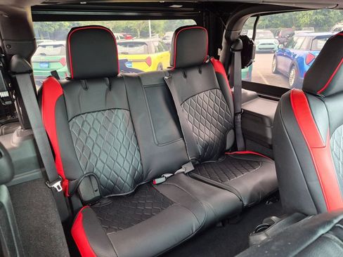Used 2024 Jeep Wrangler Sport AWD/4WD image 27