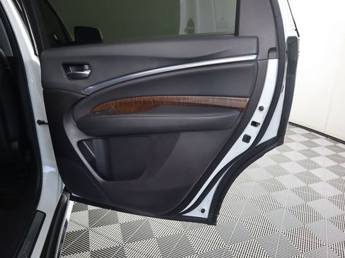 Used 2020 Acura MDX SH-AWD image 28