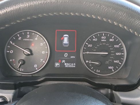 Used 2025 Subaru Outback Premium image 18