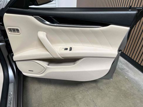 Used 2021 Maserati Ghibli S GranSport RWD image 87