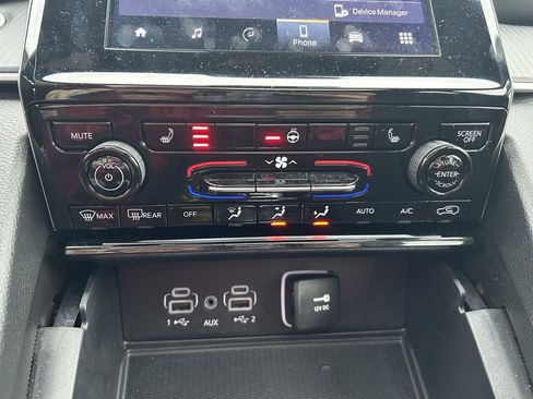 Used 2025 Jeep Grand Cherokee L Laredo w/ Luxury Tech Group I image 22