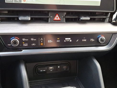 Used 2024 Kia Sportage X-Line w/ X-Line Premium Package image 16