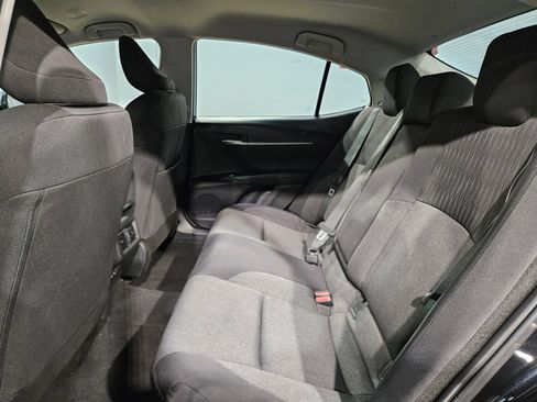 Used 2025 Toyota Camry LE FWD image 36