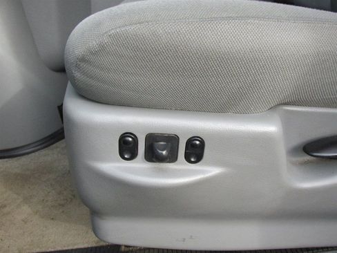 Used 2016 Ford E-350 and Econoline 350 Super Duty RWD image 10