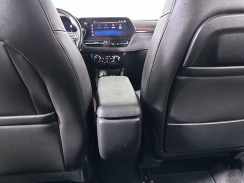 Used 2024 Chevrolet TrailBlazer RS image 44