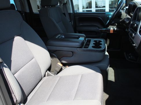 Used 2017 GMC Sierra 1500 SLE w/ SLE Value Package image 28