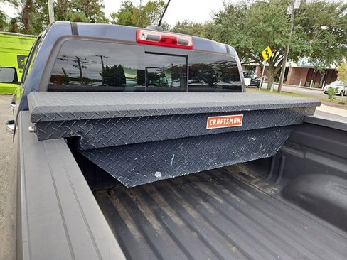 Used 2018 Chevrolet Colorado Z71 w/ Centennial Edition image 31