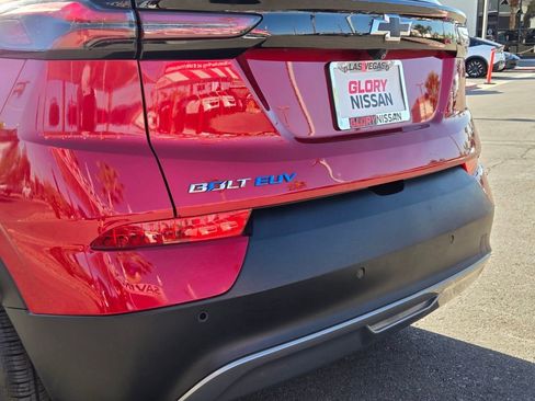 Used 2023 Chevrolet Bolt EUV LT w/ Driver Confidence Package image 9