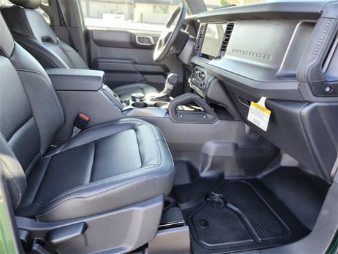 New 2025 Ford Bronco Badlands image 11