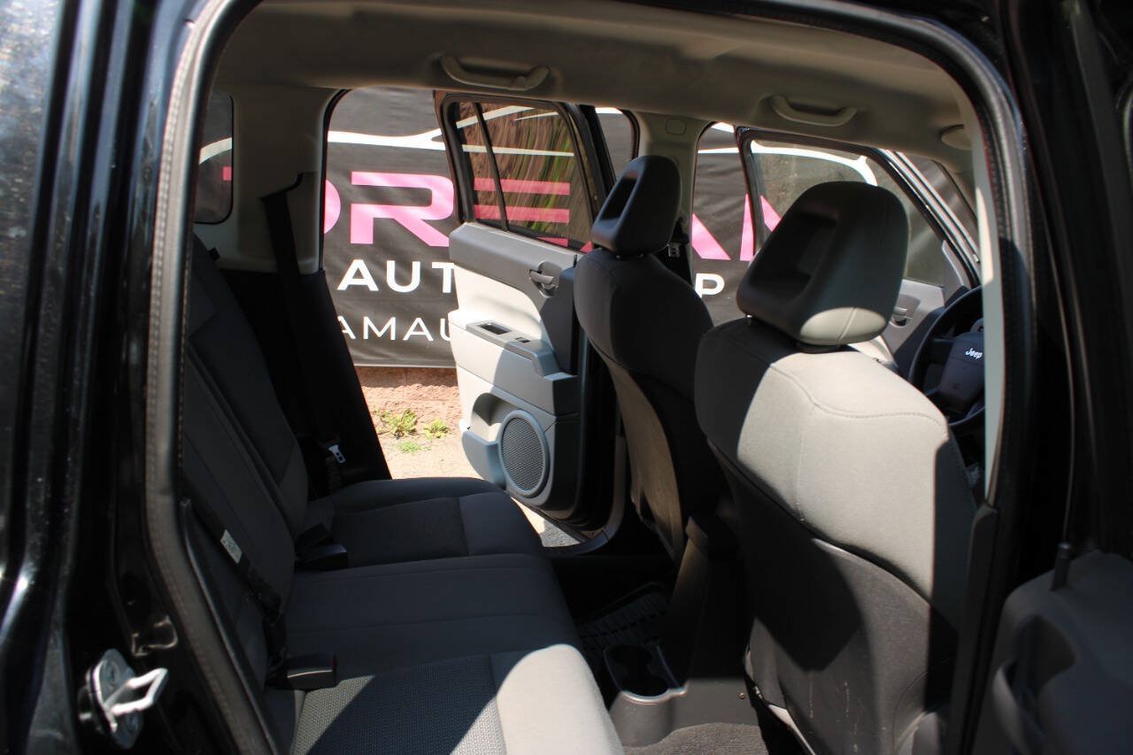 Used 2007 Jeep Patriot Sport FWD image 10