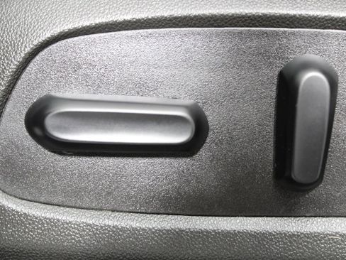 Used 2021 Chevrolet Traverse RS w/ LPO, Floor Liner Package AWD/4WD image 39