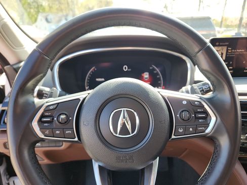 Used 2023 Acura MDX SH-AWD w/ Technology Package image 19