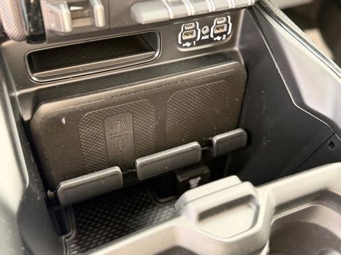 Used 2023 RAM 2500 Limited image 21