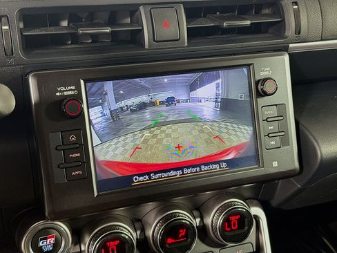 Used 2022 Toyota GR86 image 19