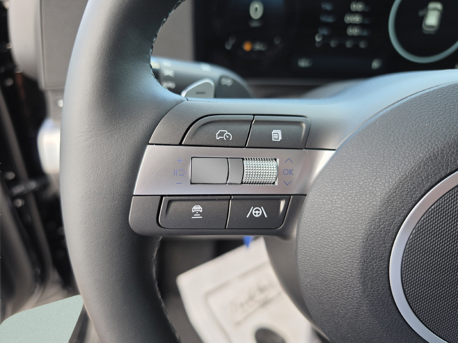 New 2026 Hyundai Kona Limited FWD image 32