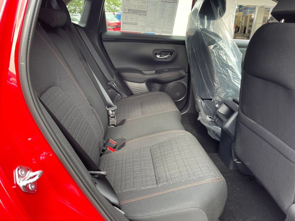 Used 2025 Honda HR-V Sport image 15