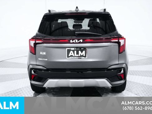 Used 2024 Kia Seltos S FWD image 5
