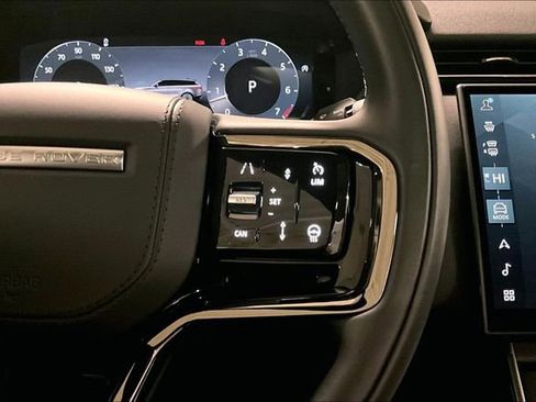 Certified 2025 Land Rover Range Rover Velar S image 21