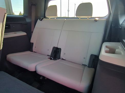 New 2026 Hyundai Santa Fe SEL image 16