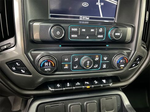 Used 2018 Chevrolet Silverado 2500 LTZ image 16