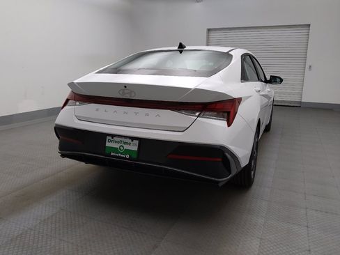 Used 2025 Hyundai Elantra SEL FWD image 7