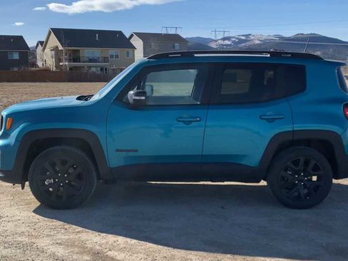 Certified 2022 Jeep Renegade Altitude image 8