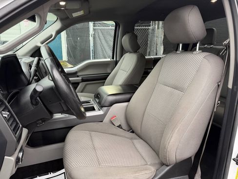 Used 2018 Ford F150 XLT w/ Equipment Group 302A Luxury RWD image 11