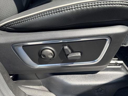 New 2025 RAM 1500 Laramie w/ Night Edition image 21