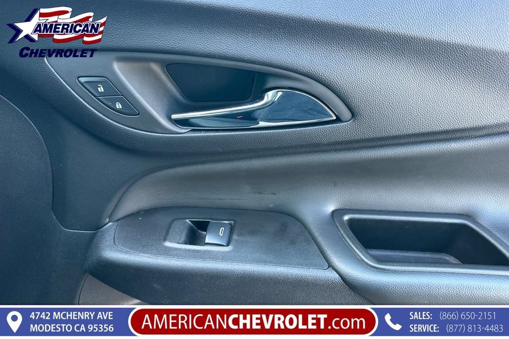 Used 2024 Chevrolet Equinox LT FWD image 23