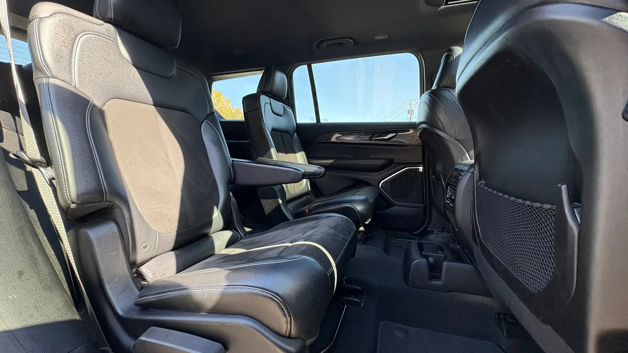 Used 2021 Jeep Grand Cherokee L Laredo AWD/4WD image 30