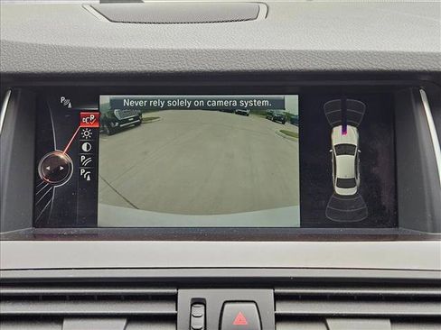 Used 2016 BMW 528i Sedan RWD image 13