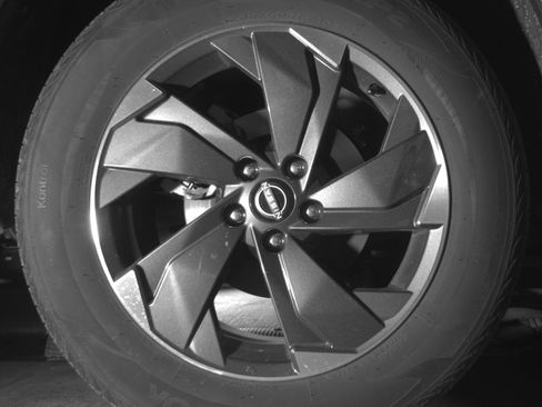 Used 2025 Nissan Rogue SV AWD/4WD image 15