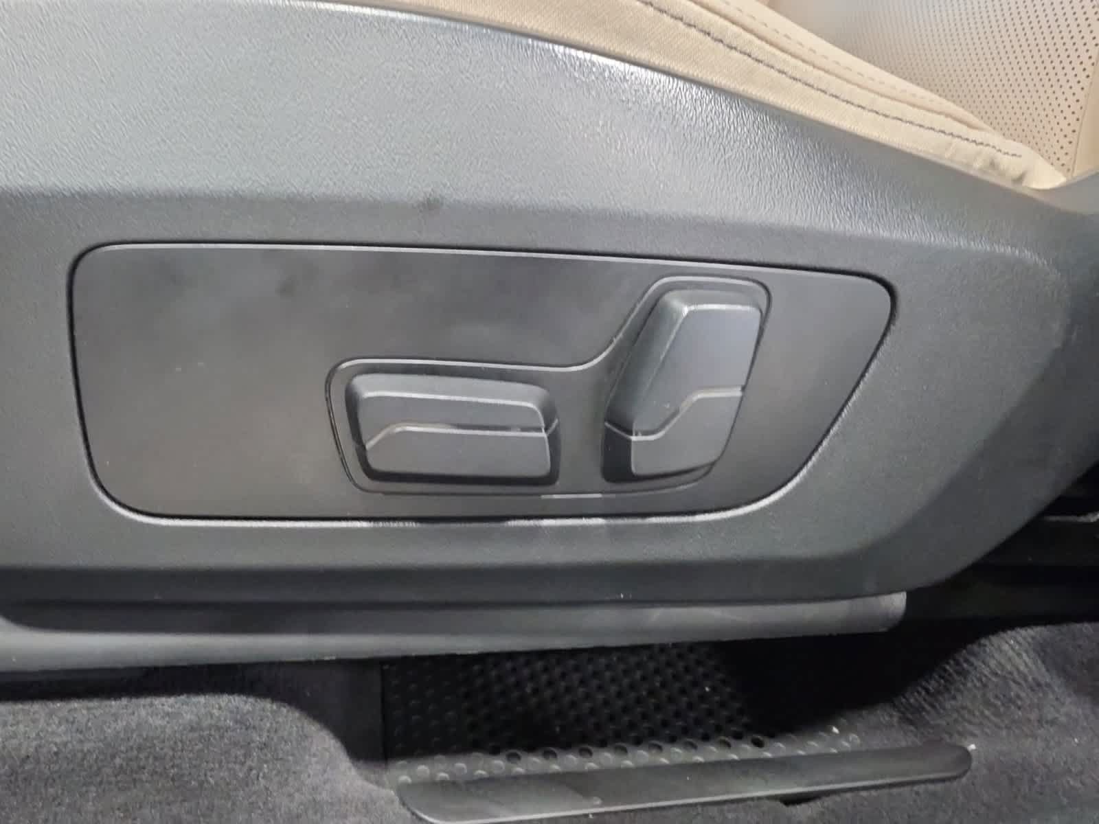 Used 2023 BMW X1 xDrive28i w/ Convenience Package AWD/4WD image 21
