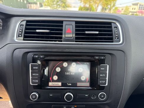 Used 2014 Volkswagen Jetta SEL image 20