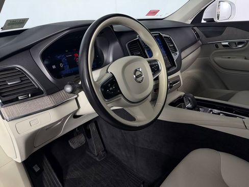 Used 2023 Volvo XC90 B6 Plus w/ Protection Package Premier AWD/4WD image 22