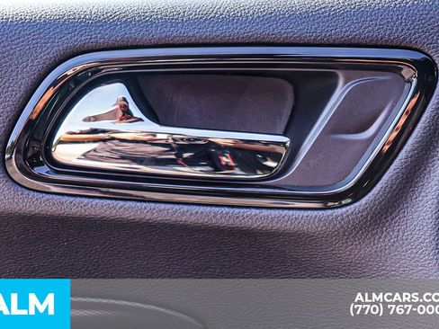Used 2025 Dodge Durango GT RWD image 47