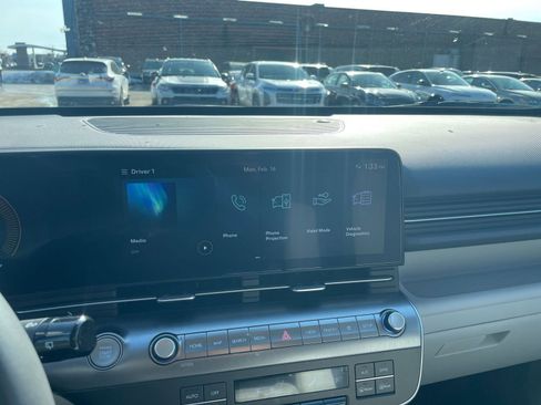 Used 2025 Hyundai Kona SEL image 20