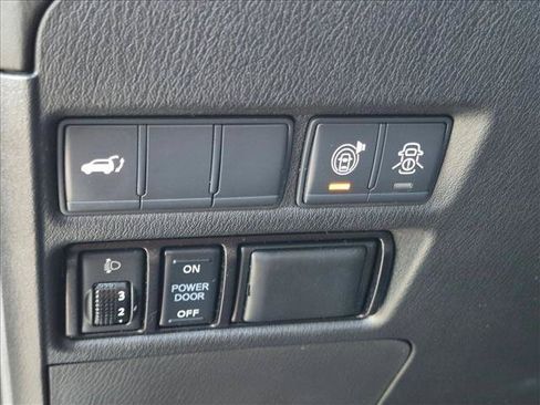 Used 2019 Nissan Armada SL w/ Premium Package RWD image 13