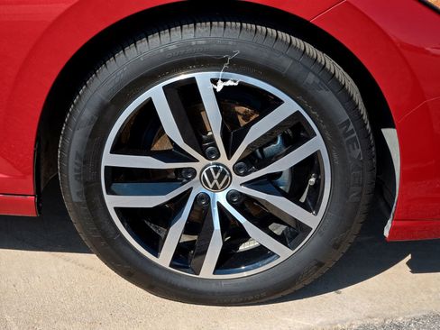 New 2025 Volkswagen Jetta SE image 7