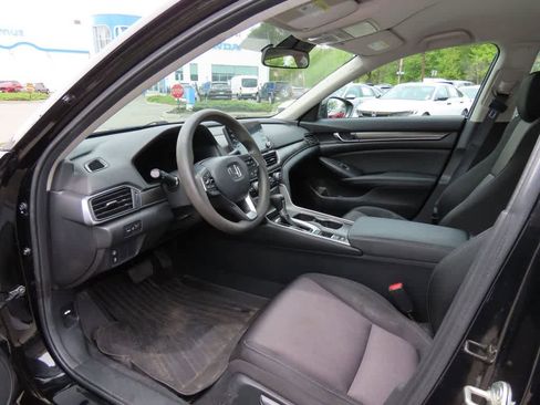 Used 2019 Honda Accord LX image 2