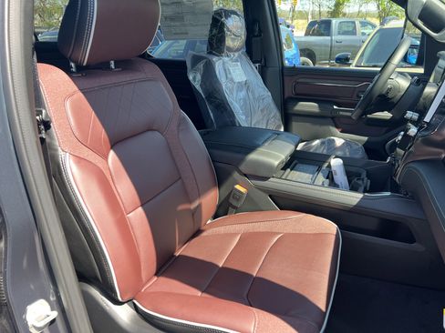 New 2026 RAM 1500 Limited AWD/4WD image 19