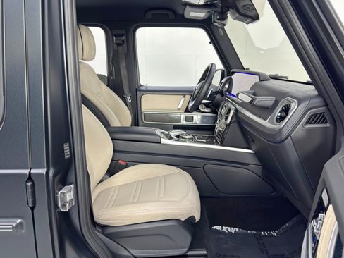 Used 2021 Mercedes-Benz G 550 image 15