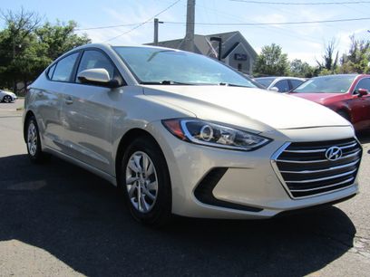 Used 2017 Hyundai Elantra SE w/ Cargo Package