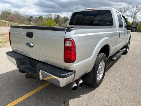Used 2016 Ford F250 XLT w/ FX4 Off-Road Package AWD/4WD image 5