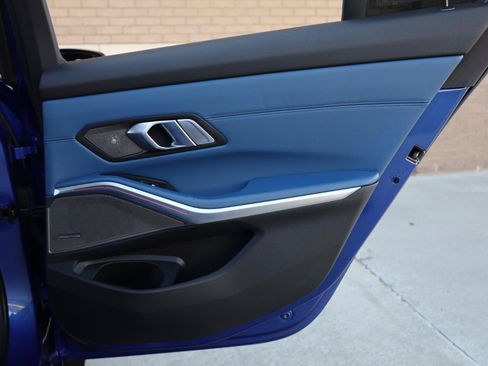 Used 2022 BMW M3 RWD image 29