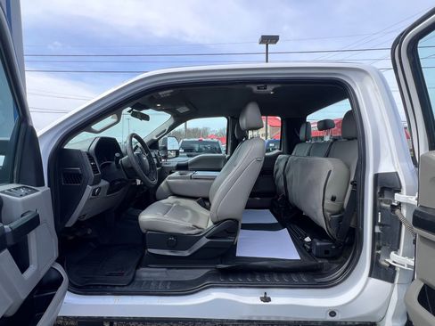 Used 2020 Ford F250 XL w/ STX Appearance Package image 13