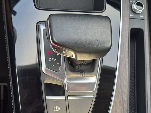 Used 2024 Audi Q5 2.0T Premium Plus AWD/4WD image 19