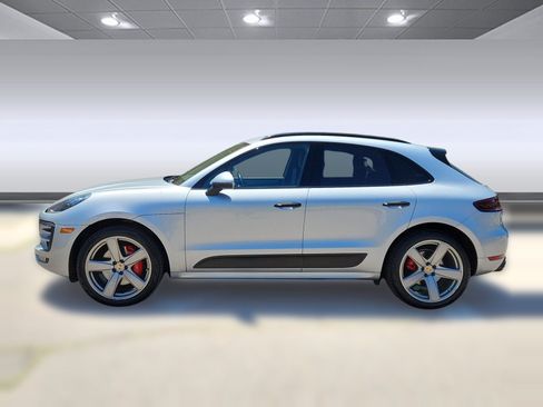 Used 2017 Porsche Macan GTS AWD/4WD image 2